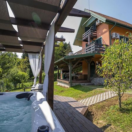 Frketic SeloKuca Za Odmor Casa Huerta别墅 外观 照片