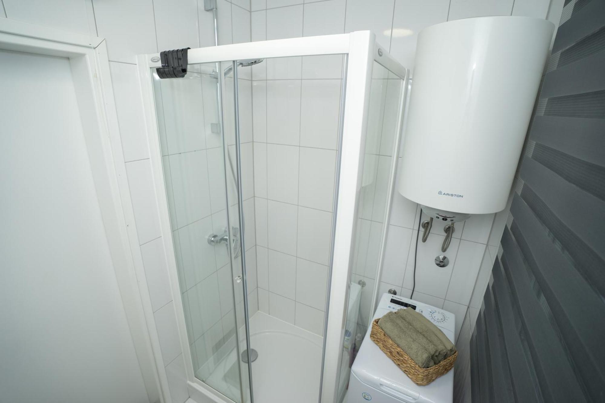 Frketic SeloKuca Za Odmor Casa Huerta别墅 外观 照片