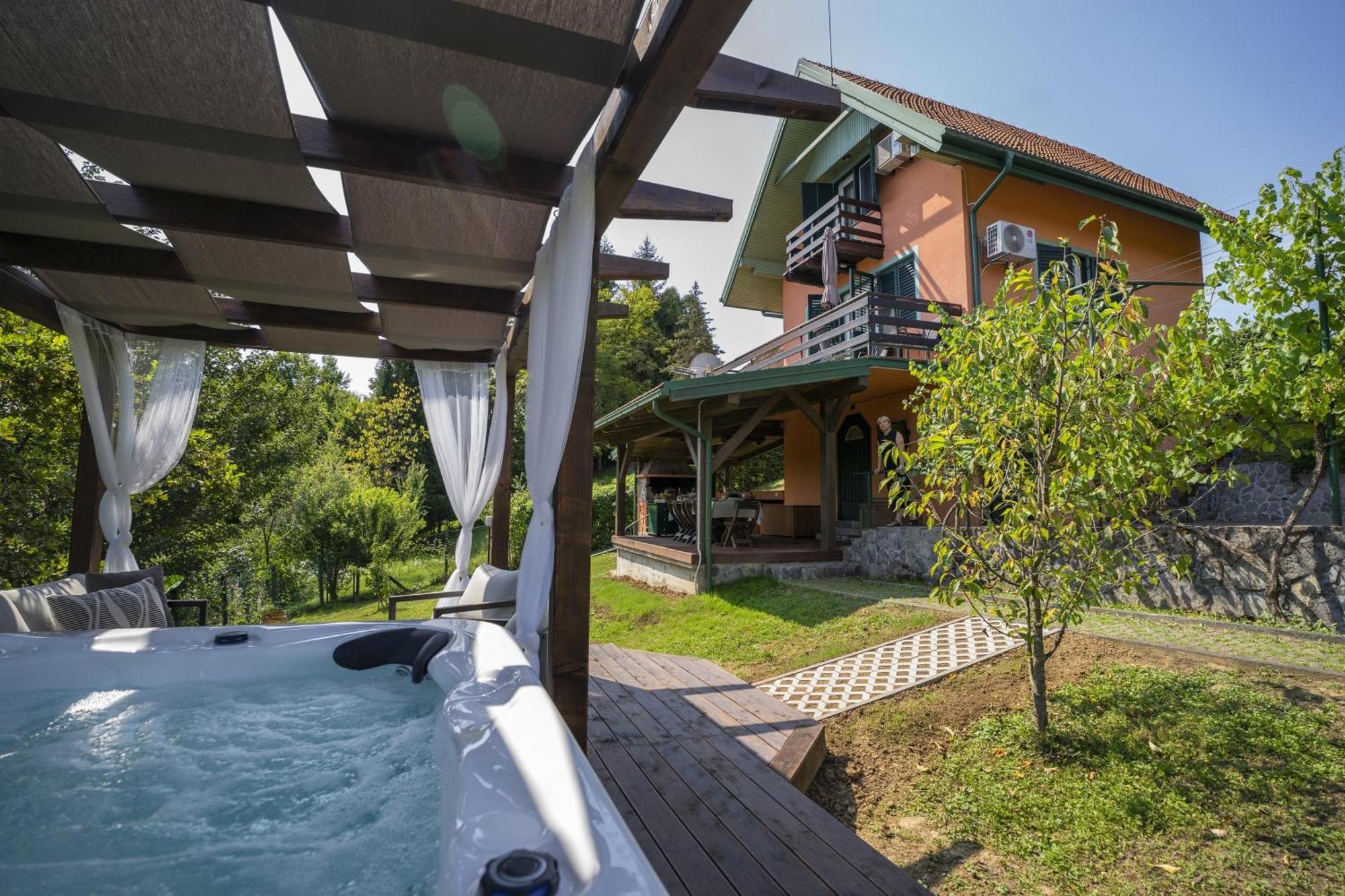 Frketic SeloKuca Za Odmor Casa Huerta别墅 外观 照片